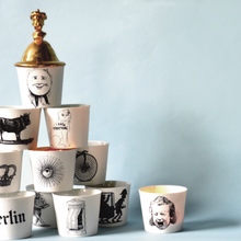 Lade das Bild in den Galerie-Viewer, Berliner Luft - Duftkerze No.1 Mariuhana