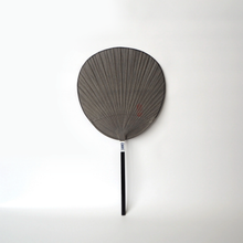 Load image into Gallery viewer, Shibu Uchiwa Shomaru by Kurikawa Shoten
