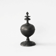 Load image into Gallery viewer, &#39;Pagoda&#39; incense container by Nousaku 
