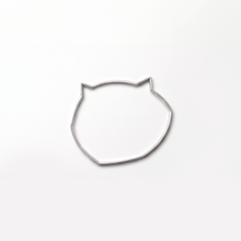 Load image into Gallery viewer, 'Cat Bracelet' by Rike Bartels
