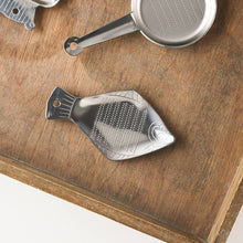 Load image into Gallery viewer, Stainless steel oroshigane grater - Flounder
