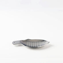 Load image into Gallery viewer, Stainless steel oroshigane grater - Pufferfish
