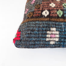 Load image into Gallery viewer, Vintage kilim pillow 40x40cm 
