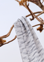 Load image into Gallery viewer, 'Hohto' linen towel by Elisa Defossez Kikuchi
