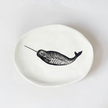 Load image into Gallery viewer, Kühn Keramik x Süper Store: Plate set &#39;Whales&#39;
