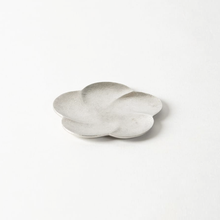 Load image into Gallery viewer, 'Nejiriume', small tin plate
