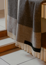 Load image into Gallery viewer, &#39;Suunta&#39; wool blanket by Lapuan Kankurit
