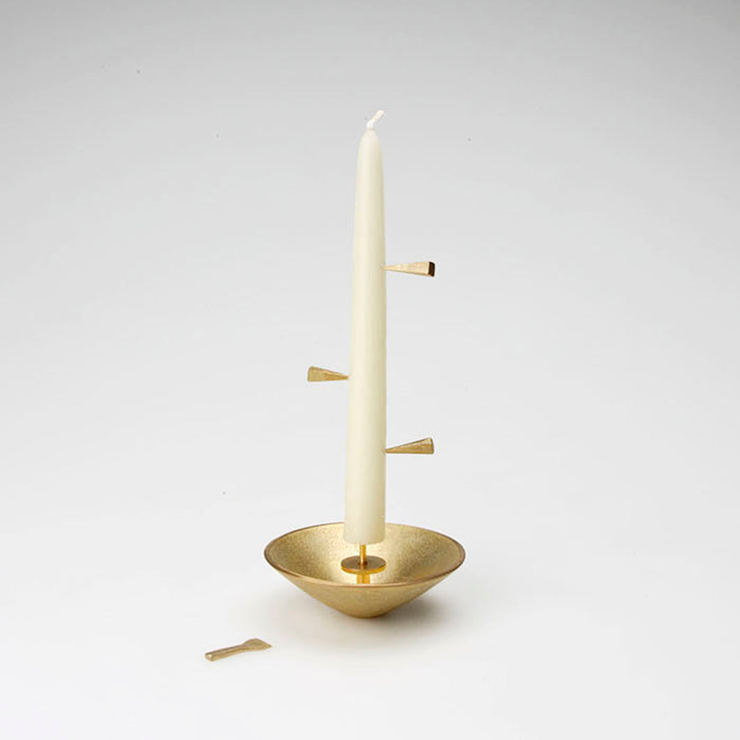 'Timebell' candle holder by Nousaku