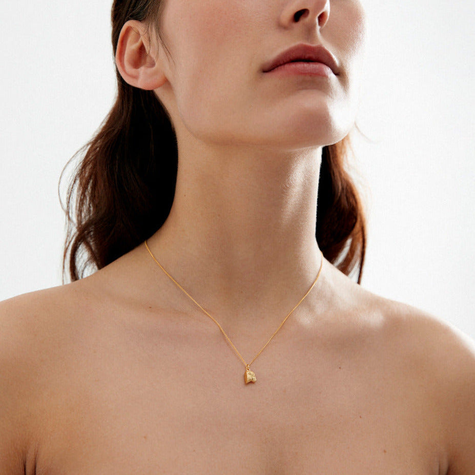 'Daphnis Necklace' by Elisabeth Schotte